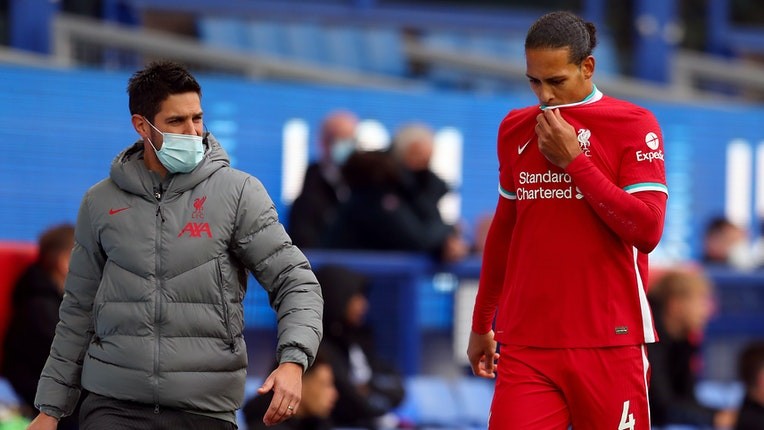 Jurgen Klopp not keen to know how long Virgil Van Dijk will be sidelined for - Bóng Đá