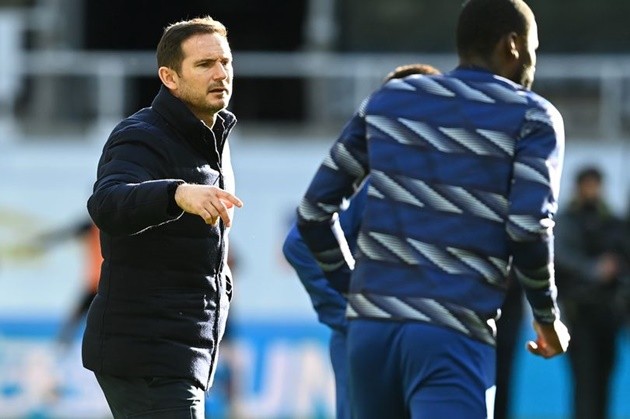   Frank Lampard reveals why Thiago Silva was left out for Newcastle United vs Chelsea - Bóng Đá