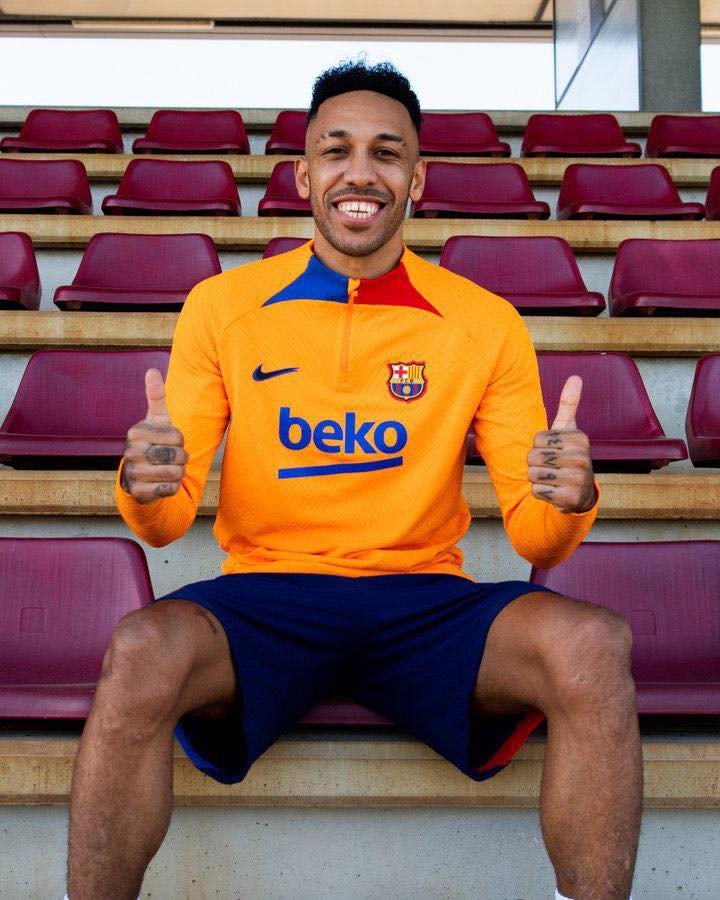 Barcelona ra thông báo chính thức về thương vụ Aubameyang - Bóng Đá