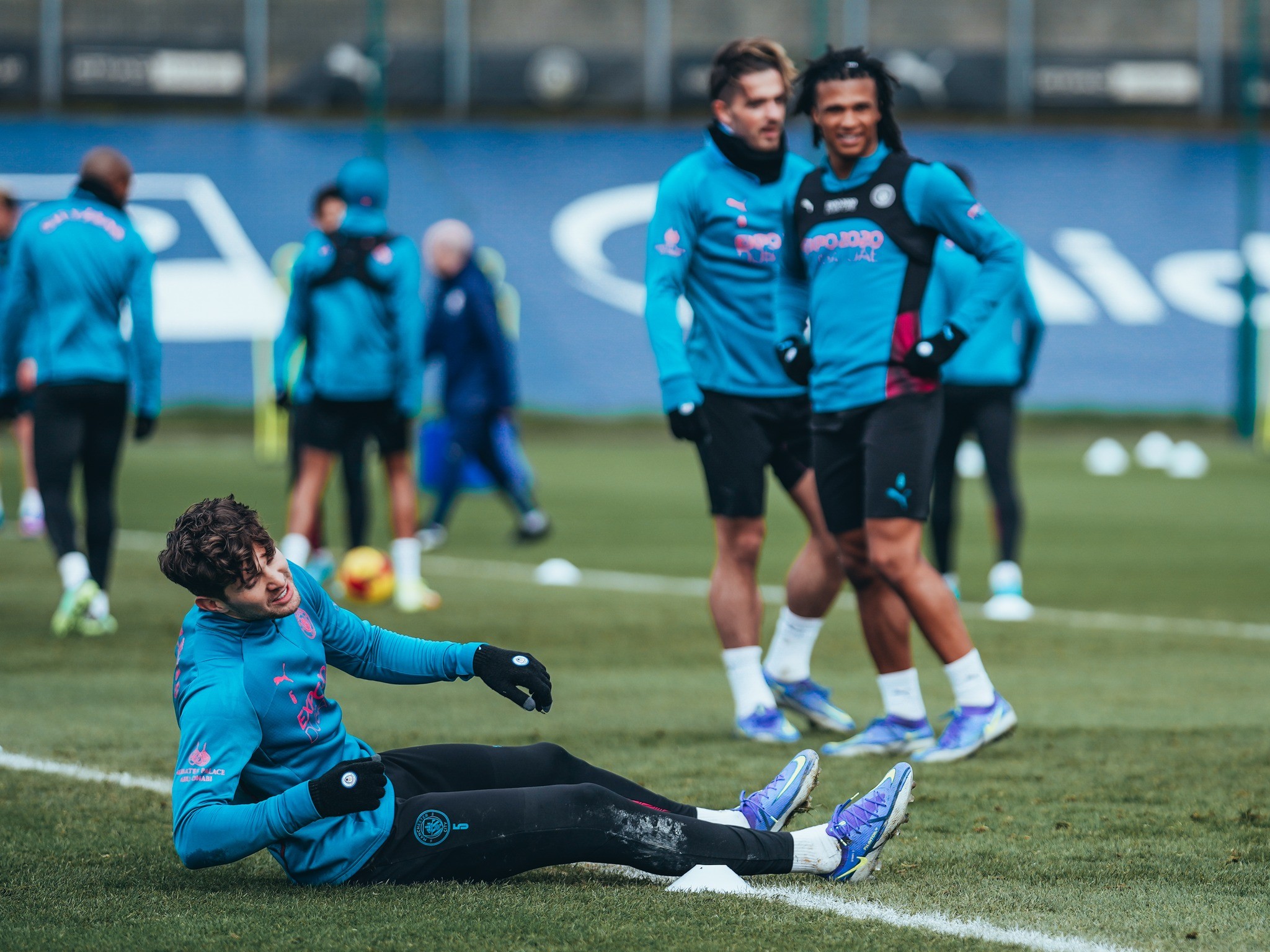 Sân tập Man City đón chào viện binh cực chất trở lại - Bóng Đá