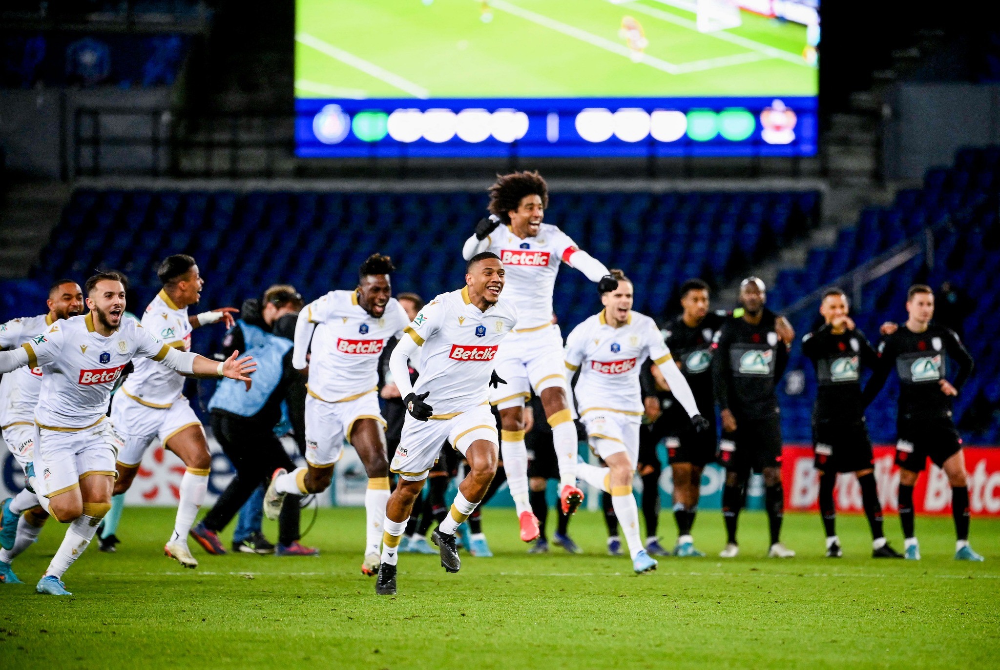 Psg bị loại khỏi cúp bóng đá Pháp - Bóng Đá
