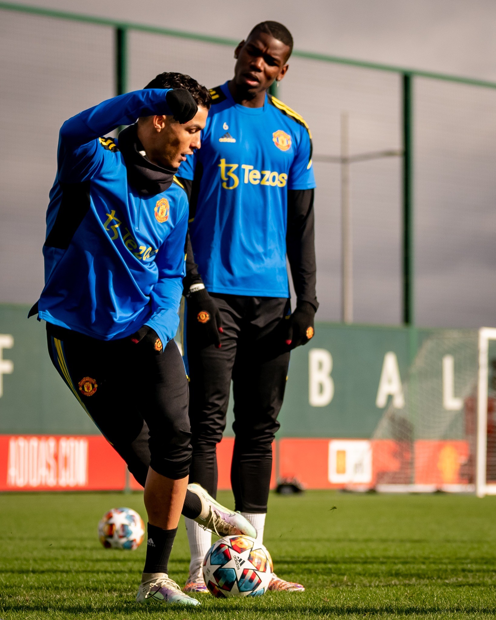 Xuất hiện nhân tố mới, lộ thái độ dàn sao Man Utd trên sân tập - Bóng Đá