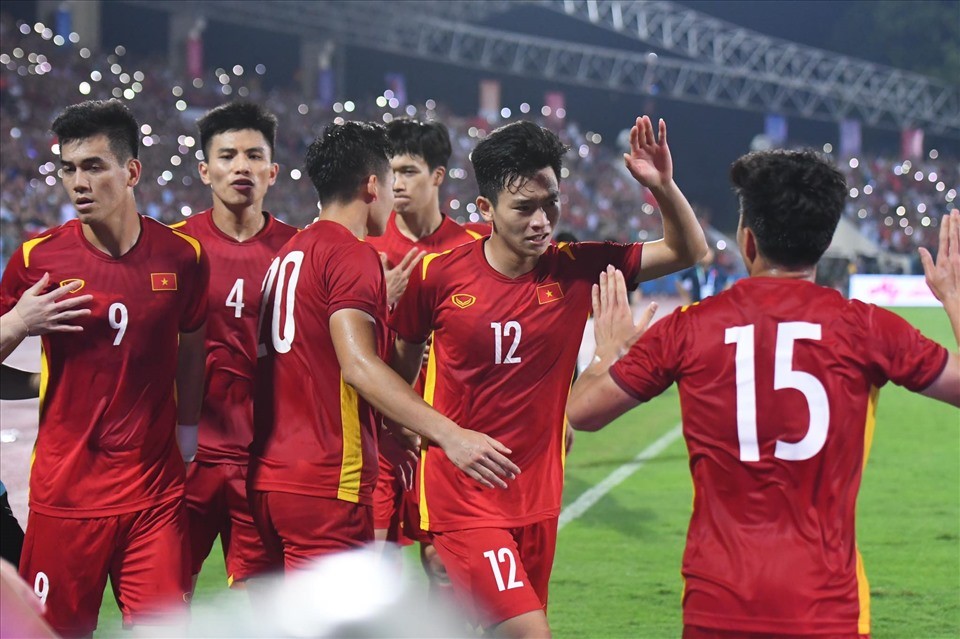 Chuyên gia chỉ ra 2 ứng viên vào chung kết SEA Games 31 - Bóng Đá