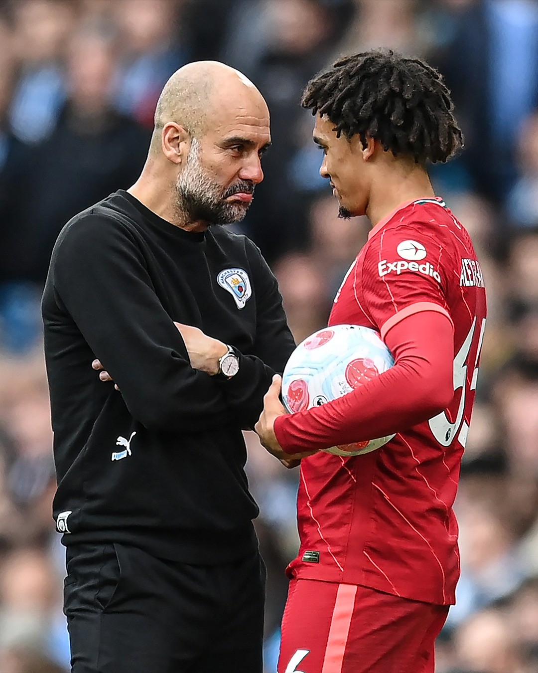 10 khoảnh khắc đáng nhớ nhất Premier League 2021/22 - Bóng Đá