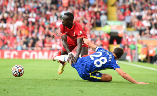 ĐHTB vòng 3 Ngoại hạng Anh: Người hùng Man Utd; Quái thủ West Ham - Bóng Đá