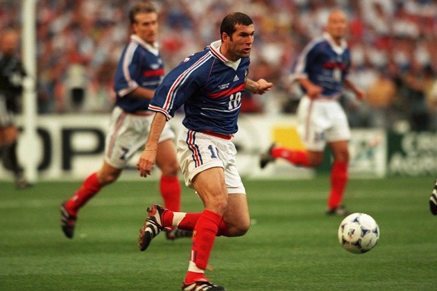 Các huyền thoại bị loại khỏi đội hình hay nhất mọi thời đại - Bóng Đá