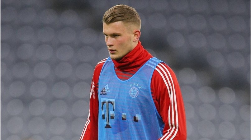 Bayern “rơi rụng” hàng thủ, đây là thời cơ để “ngọc quý” 19 tuổi ra ánh sáng - Bóng Đá