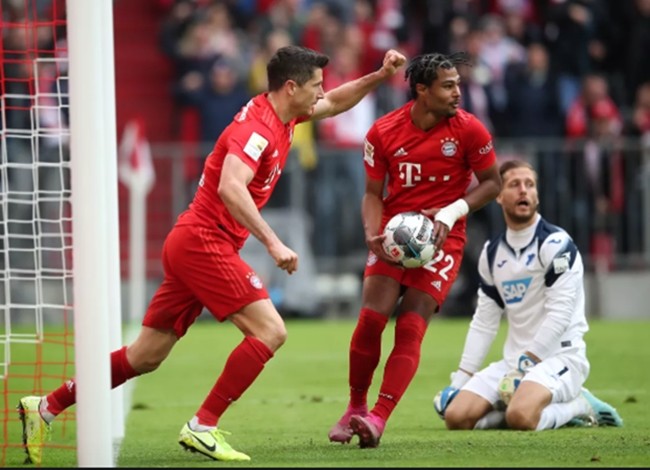 Từ giờ, hãy gọi Lewy là Lewangoalski - Bóng Đá