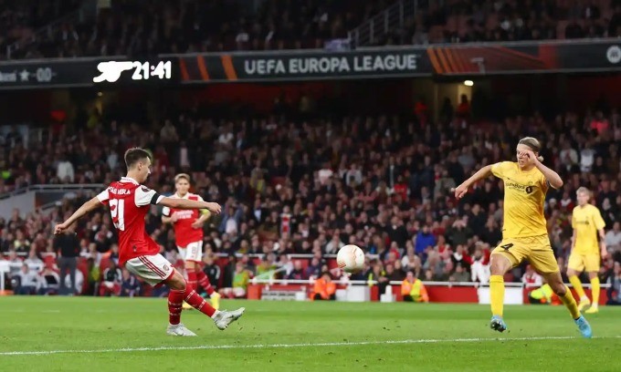 Keown nhìn thấy mánh khích tướng của Arteta - Bóng Đá