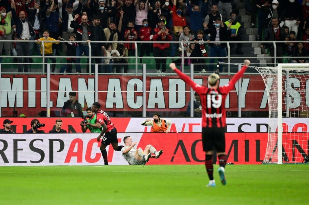 Inter và Milan cùng thắng, cuộc đua vô địch Serie A cực căng - Bóng Đá
