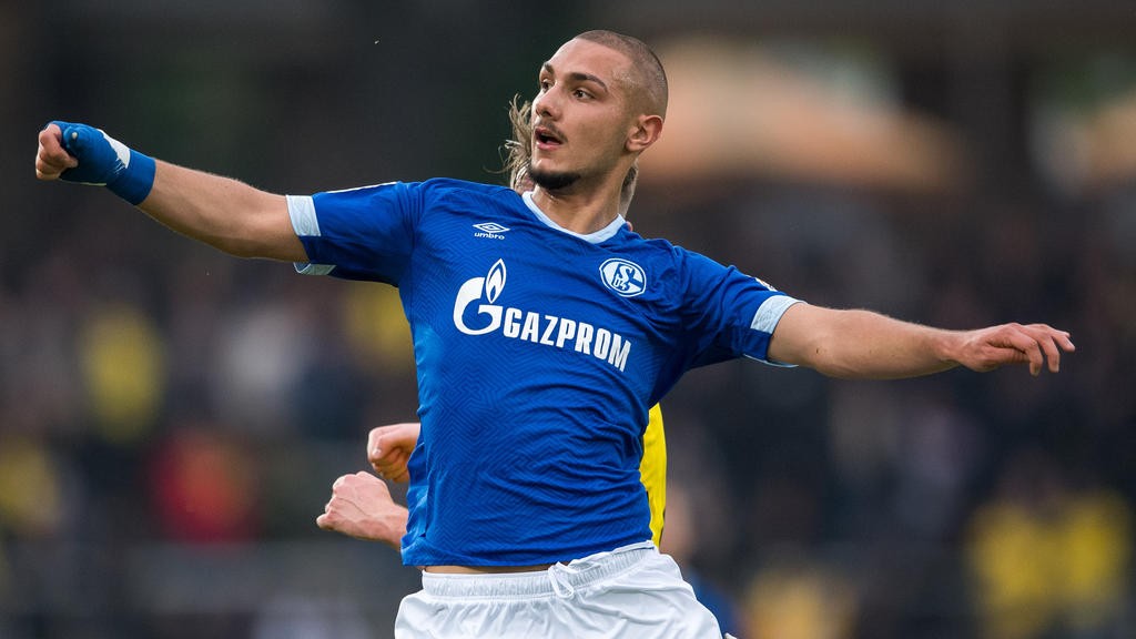 kutucu wants to play for man utd - Bóng Đá