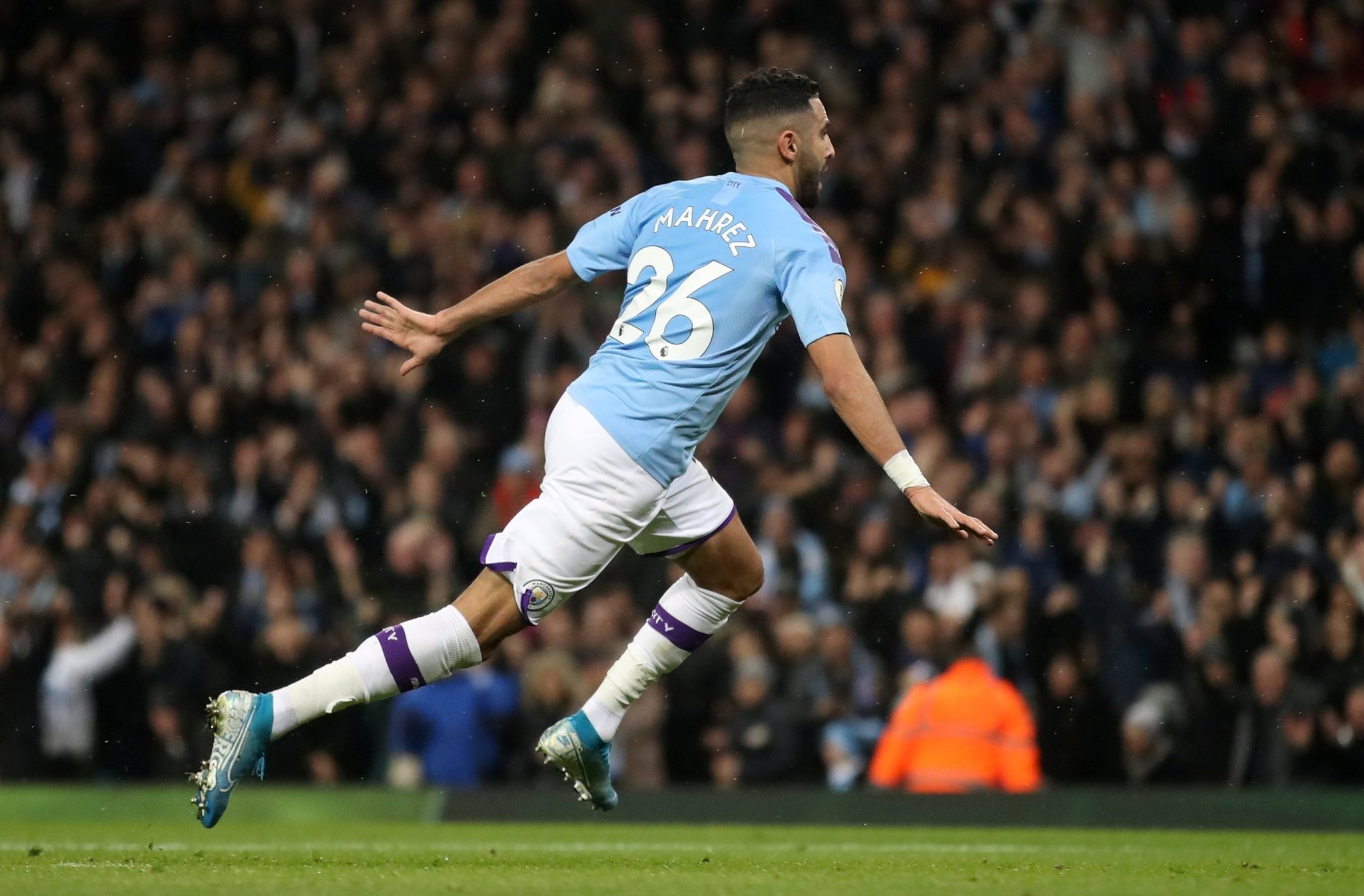 TRỰC TIẾP Man City 2-1 Chelsea: Mahrez lập công (H1) - Bóng Đá