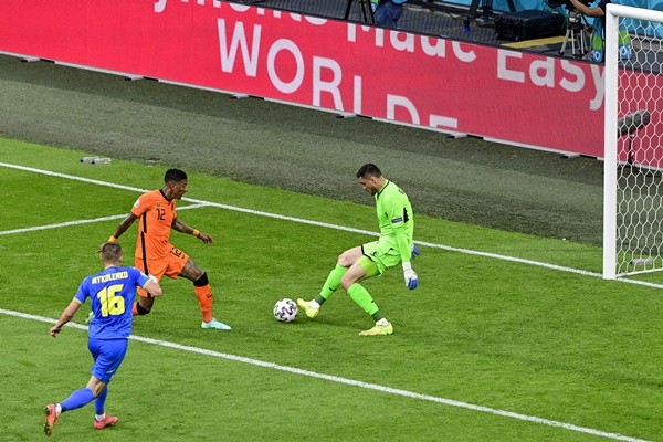 Có gì đặc biệt ở 3 đội đầu tiên lọt vào vòng knock-out EURO 2020? - Bóng Đá