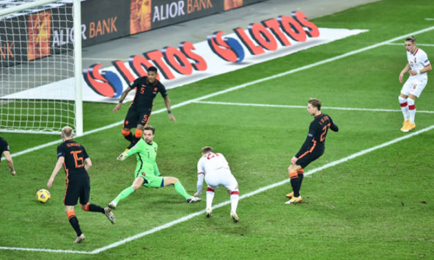 bài ảnh sau trận Hà Lan vs Ba Lan - Bóng Đá