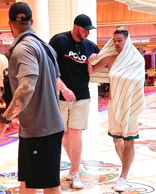 Rò rỉ thiết kế độc lạ của áo đấu thứ 3 Arsenal mùa giải 2021/22 - Bóng Đá