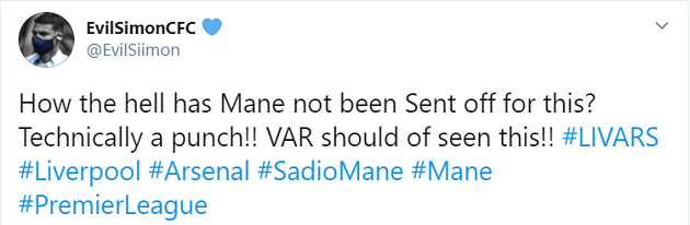 Liverpool v Arsenal: Sadio Mane ‘lucky’ to avoid straight red card early in match - Bóng Đá