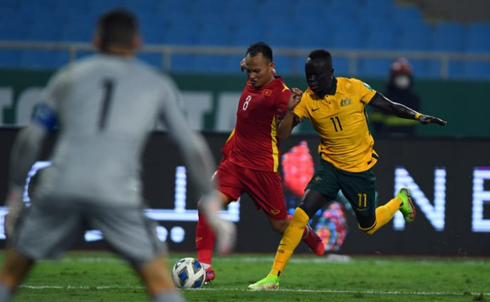 5 điểm nhấn Việt Nam 0-1 Australia: Quyết định bất lợi; Stoke City châu Á - Bóng Đá