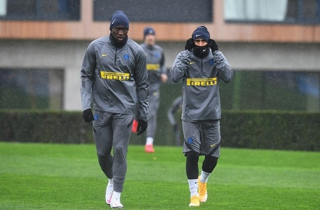 Lampard ngẫu hứng tái hiện lại hình ảnh của Quaresma trên sân - Bóng Đá