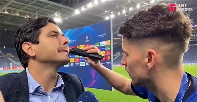 Vừa hướng dẫn học trò, Lampard vừa tái hiện hình ảnh hào hoa ngày nào - Bóng Đá