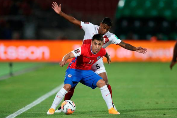 Ảnh sau trận Chile vs Peru - Bóng Đá