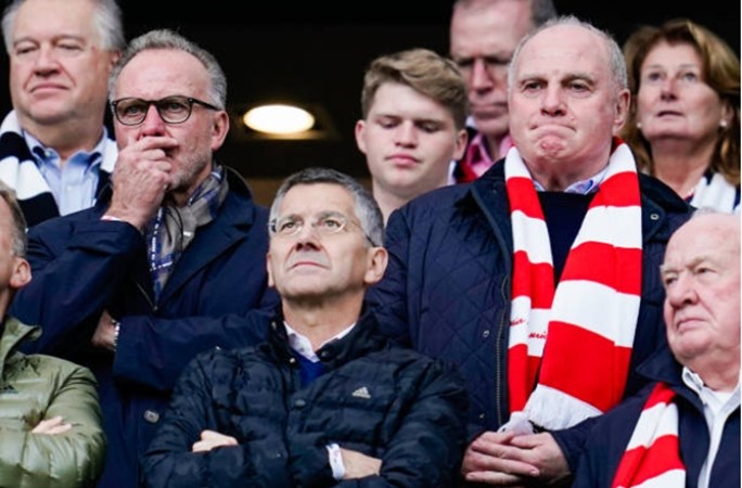 Thảm bại, BLĐ Bayern phản ứng khó tin trên khán đài - Bóng Đá