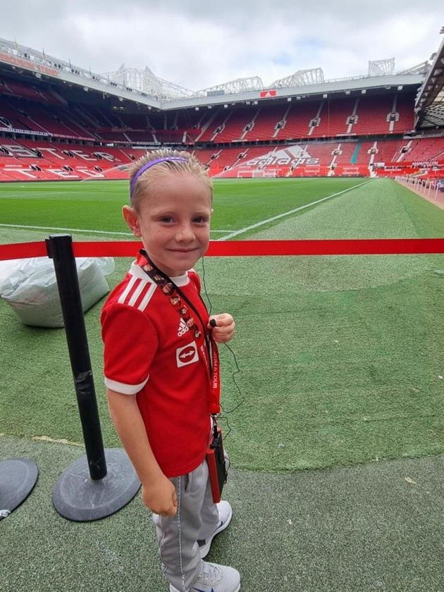 Bradford youngster in dream trials at Manchester United - Bóng Đá