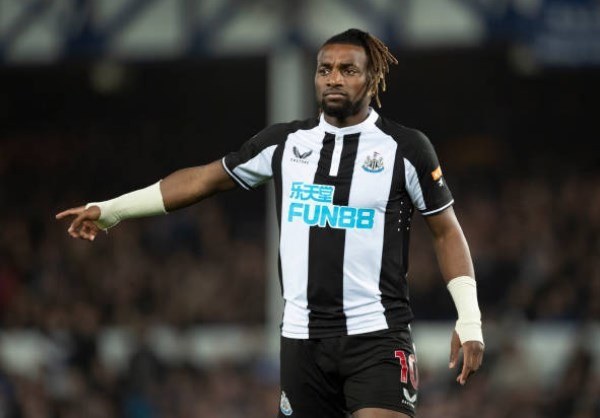 ĐHTB với 11 cầu thủ đang chật vật trụ hạng ở Premier League - Bóng Đá