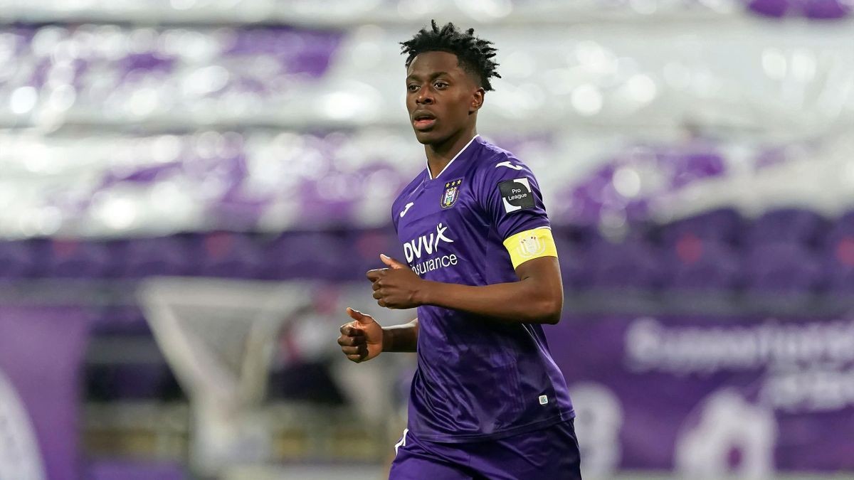 Albert Lokonga - “Personal terms agreed” – Fabrizio Romano offers update as Arsenal close on £15m deal - Bóng Đá