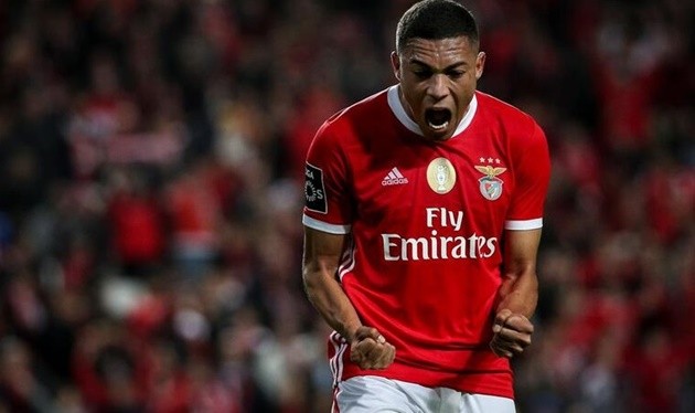 WHAT COULD CARLOS VINÍCIUS BRING TO TOTTENHAM? - Bóng Đá