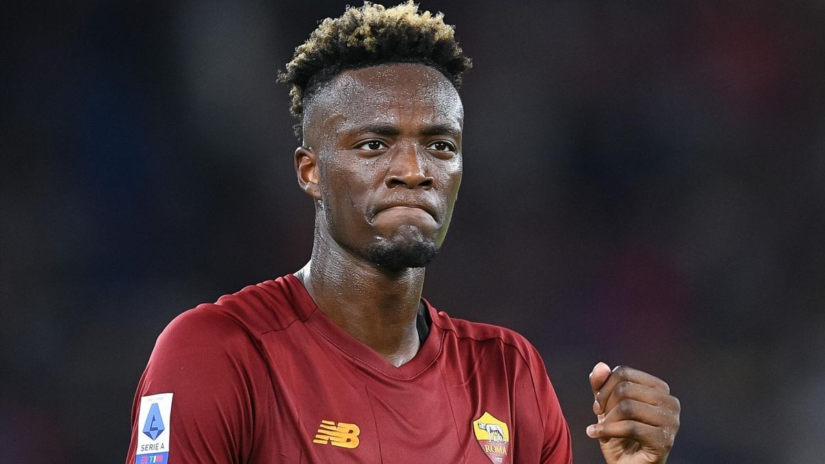 Đội hình tiêu biểu vòng 30 Serie A: Cặp cánh Milan, nuối tiếc của Chelsea - Bóng Đá