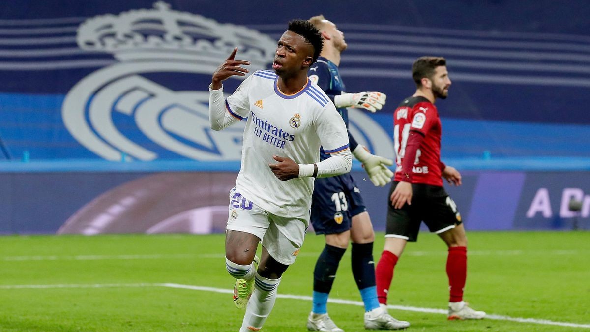 Fan Real đã phát hiện ra thần tượng mới tại sân Bernabeu - Bóng Đá