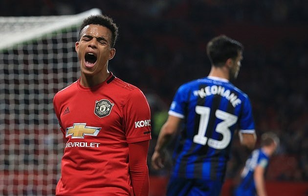 Greenwood embroiled in yet more controversy as video emerges of him inhaling hippy crack at party weeks before Iceland hotel shame - Bóng Đá