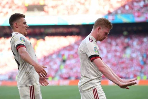 De Bruyne lý giải việc từ chối ăn mừng - Bóng Đá