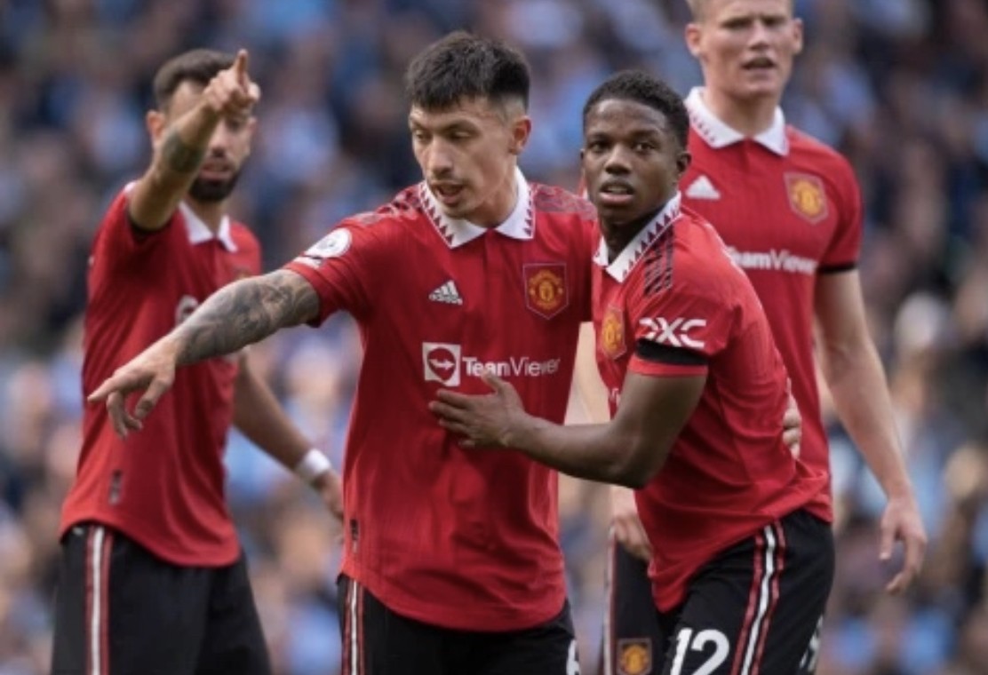 Pep Guardiola identify Martinez as weak link in Man Utd thrashing - Bóng Đá