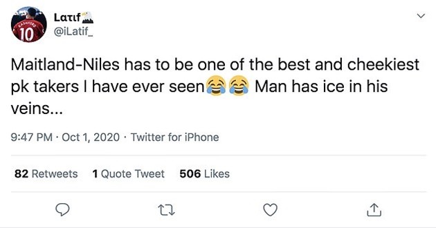 Arsenal fans go wild for Ainsley Maitland-Niles' coolly-taken penalty as he laughs after beating Liverpool's Adrian - Bóng Đá