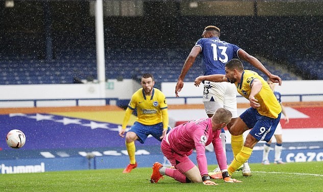 James Rodriguez thăng hoa tột đỉnh, Everton vùi dập đối thủ 4 bàn - Bóng Đá