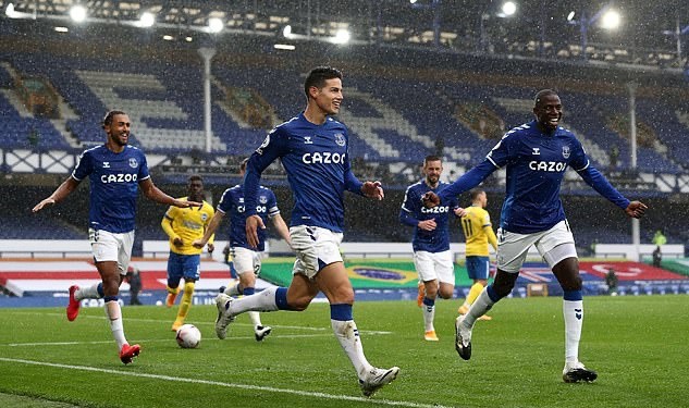 James Rodriguez thăng hoa tột đỉnh, Everton vùi dập đối thủ 4 bàn - Bóng Đá