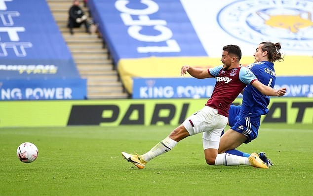Địa chấn Premier League! Leicester City thua tan tác dù vừa hủy diệt Man City - Bóng Đá
