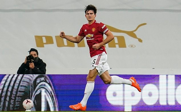 Maguire ghi bàn, Man Utd bùng nổ hủy diệt 