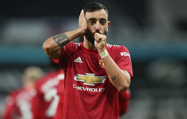 Maguire ghi bàn, Man Utd bùng nổ hủy diệt 
