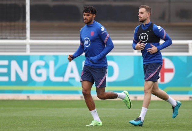 Declan Rice, Kalvin Phillips should be rested for England vs Ukraine, says Jose Mourinho - Bóng Đá
