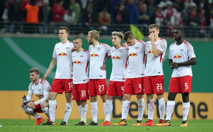 So tài đấu súng, 