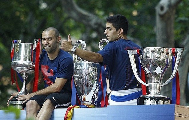 Javier Mascherano retires: Luis Suarez’s reaction to Argentine’s only Barcelona goal - Bóng Đá