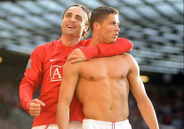 Dimitar Berbatov claims training with Cristiano Ronaldo was 'like a war' - Bóng Đá