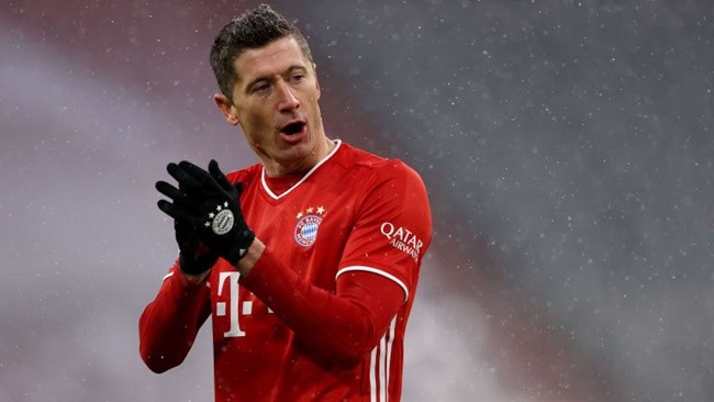 Oliver Kahn have recently insisted that Lewandowski was not for sale - Bóng Đá