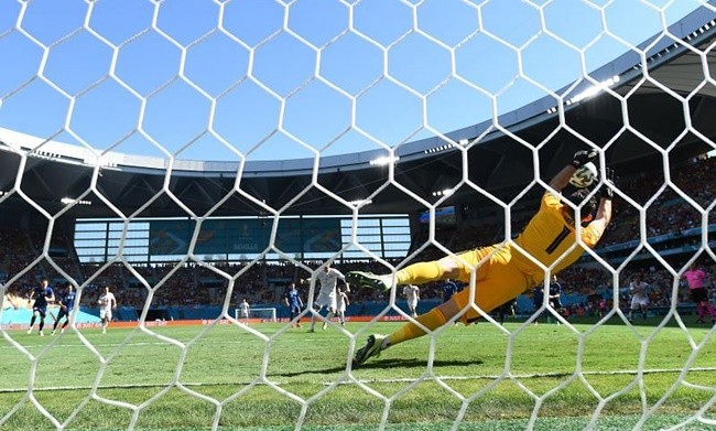 Ngạc nhiên trước khả năng đá penalty của ĐT TBN - Bóng Đá