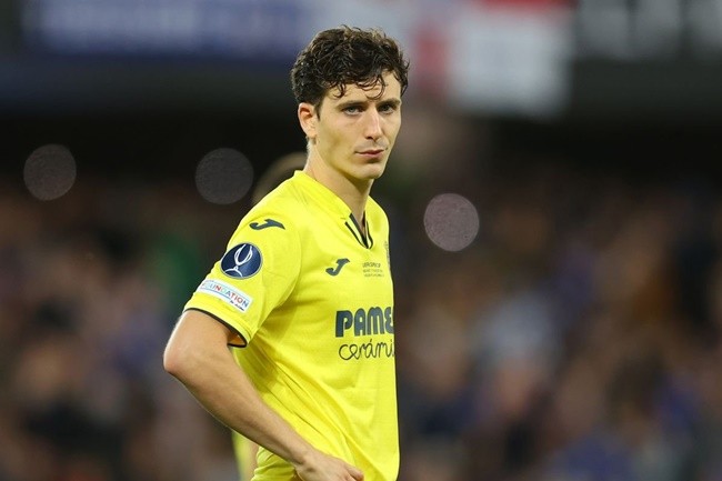 Pau Torres từ chối Tottenham - Bóng Đá