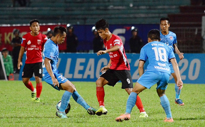 CLB Long An củng cố lực lượng, chuẩn bị bước vào giai đoạn nước rút - Bóng Đá