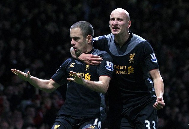 Níu chân Man City, sao Newcastle: 