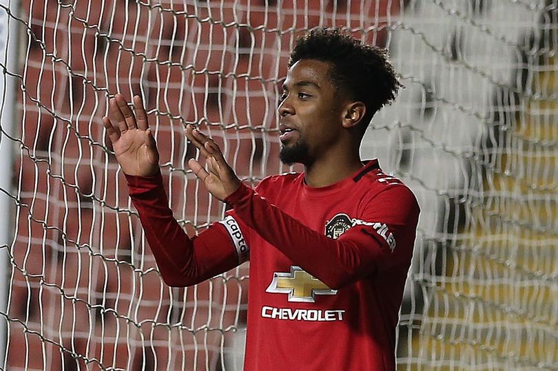 Angel Gomes bị 